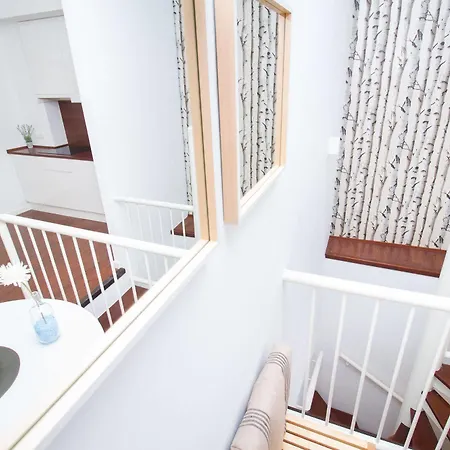 Amazing Modern Duplex Apartment