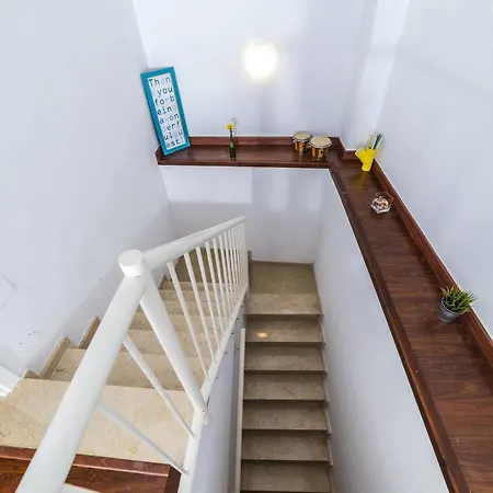 Amazing Modern Duplex *